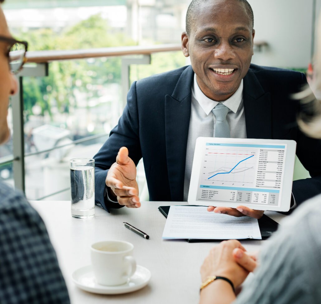 Business Discussion Talking Deal Concept PKPYX6C 1 1030x975